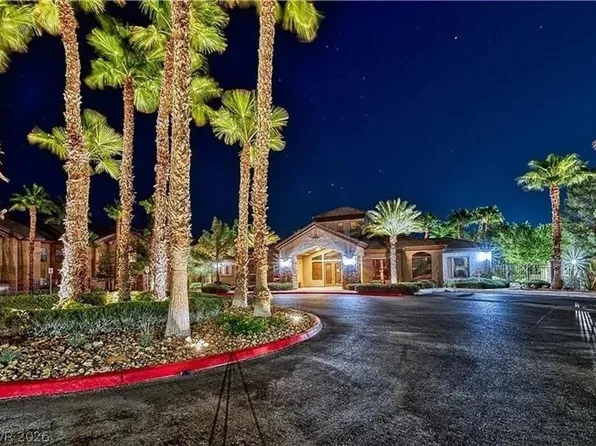8250 N Grand Canyon Dr Unit 2019, Las Vegas, NV 89166