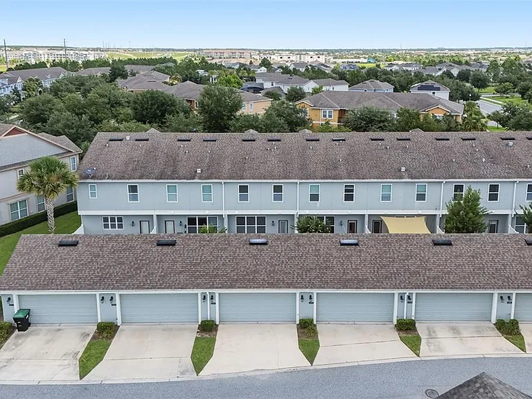 15591 Honeybell Dr — Photo 41