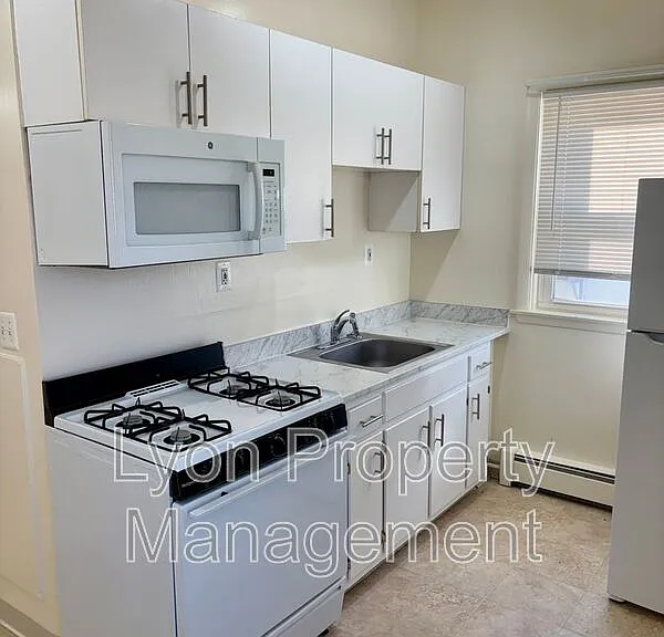 84 Prospect St #3 — Photo 11
