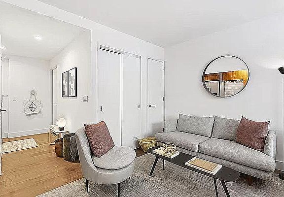 2nd image of 325 Lafayette Ave APT 6T