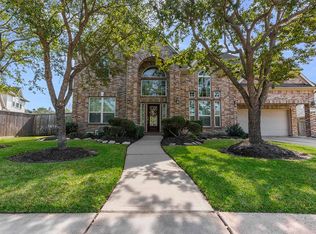 5210 Pilgrim Oaks Ln, League City, TX 77573
