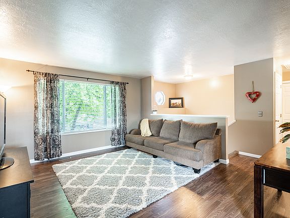 4th image of 6429 S Fairwind Dr
