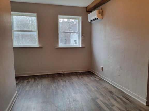 5th image of 3906 Penn Ave Floor 2
