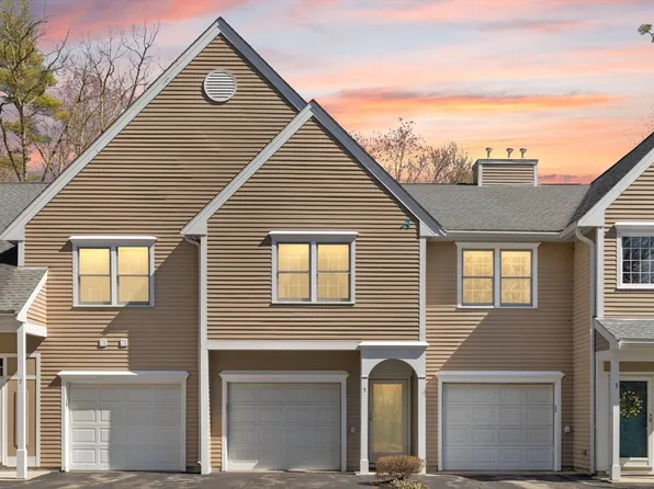 5 Northridge Dr Unit 5, North Reading, MA 01864