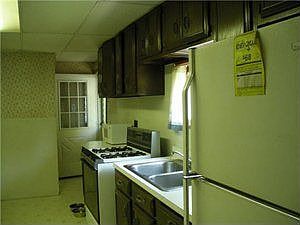 4th image of 613 Madison Ave