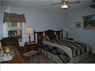 4th image of 103 Carlton Ct