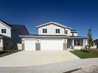 5819 N Arctic Point Ave, Meridian, ID 83646