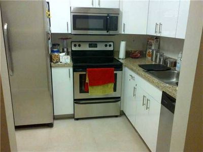 3300 NE 191st St APT 709, Aventura, FL, 33180