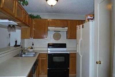 4th image of 224 Samuel Blvd APT 1K