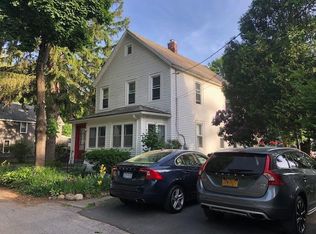 4 Peck Ave, Saratoga Springs, NY 12866