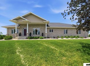 2401 SW 47th St, Lincoln, NE 68522