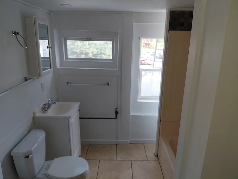 10 W Fulton St #1 — Photo 2