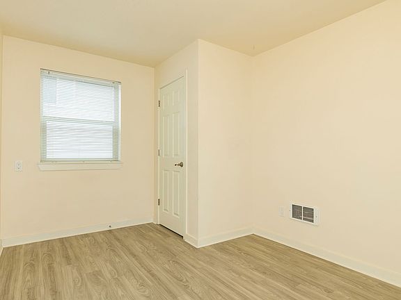 3rd image of 1419 NW 61st St APT 6