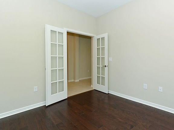 5th image of 216 Alento Ct