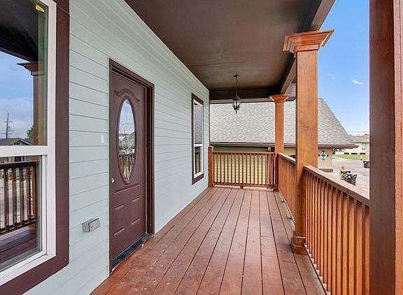 3rd image of 8620 Pritchard Pl