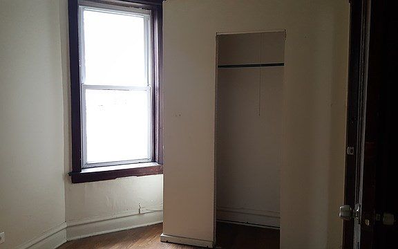 4th image of 5807 S Bishop St