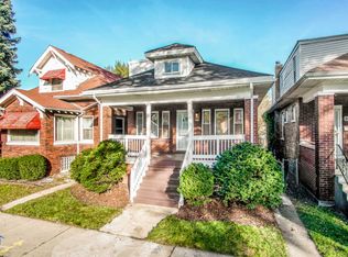 8035 S Bennett Ave, Chicago, IL 60617