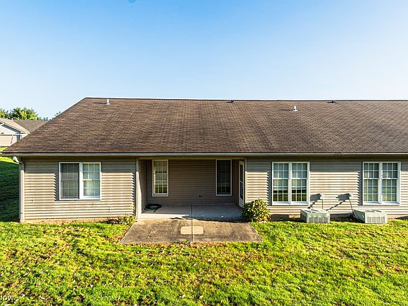5th image of 109 Claybrook Dr