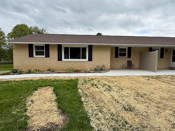 2nd image of 8122 Oyler Cir NW #8122