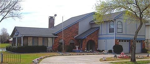 1st image of 3118 Collins Blvd