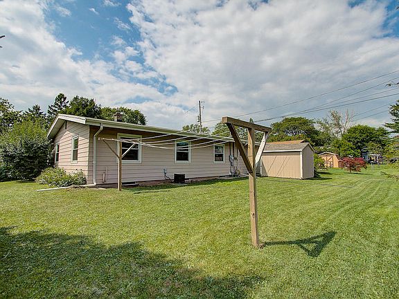 2nd image of 5616 Bentwood Ln
