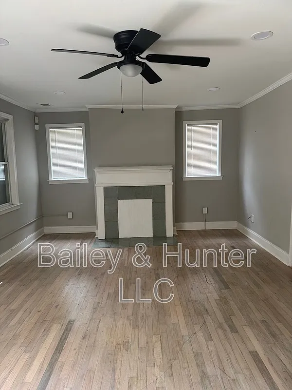 3 bed, 1.0 bath, $1,938 — Photo 2