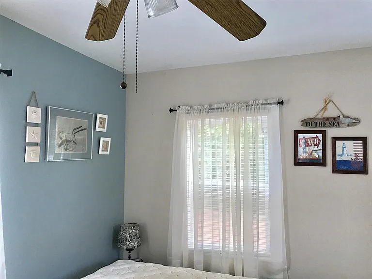 4025 Avenue R — Photo 3