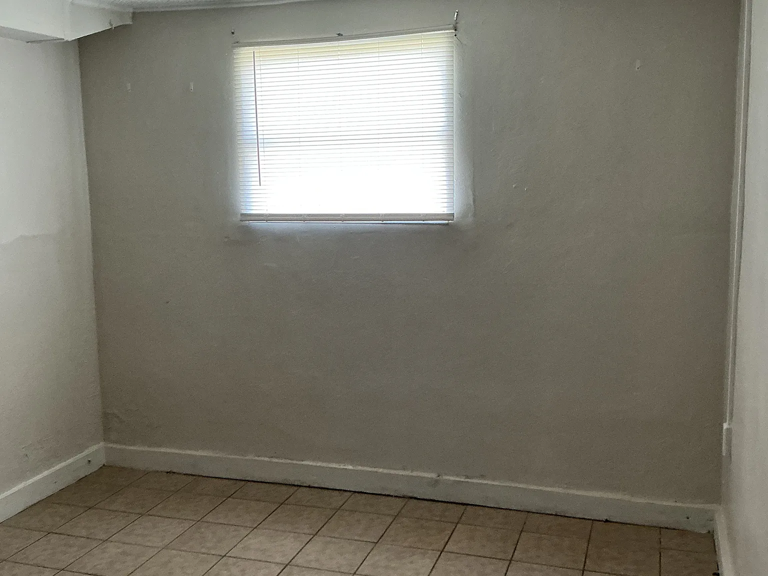 1 bed, 1.0 bath, 600 sqft, $700 — Photo 3