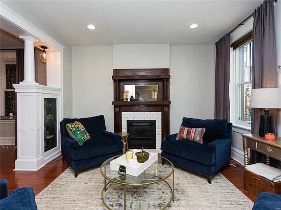2nd image of 4243 Juniata St