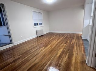 65-23 223rd Pl #O, Oakland Gardens, NY 11364