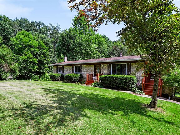 2nd image of 4105 W Briarwood Lake South Dr