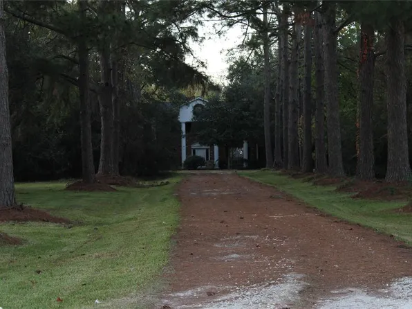 11 Windcreek St, Friendswood, TX 77546