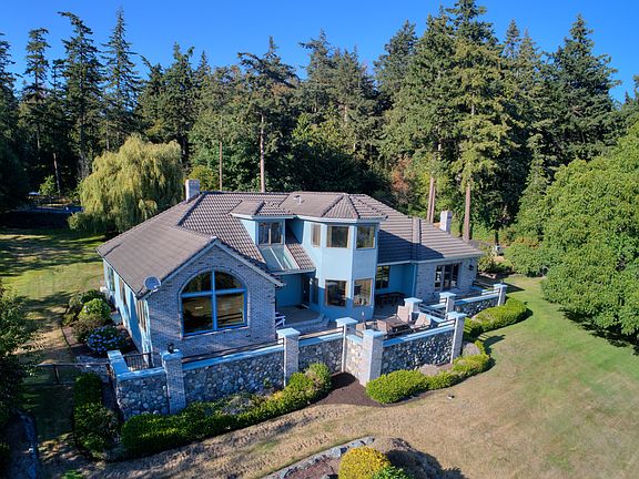 Tile Roof/Com.Grade Stucco 