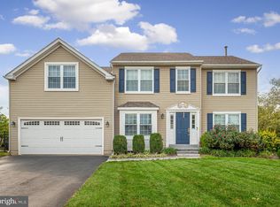 1030 Bayberry Ln, Collegeville, PA