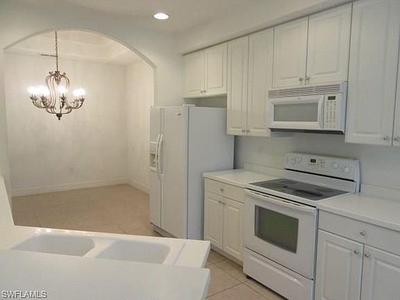 4th image of 6030 Jonathans Bay Cir APT 201