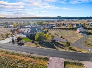 533 Nesting Crane Ln, Longmont, CO 80504