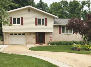 3918 Woodvale Rd, Harrisburg, PA 17109