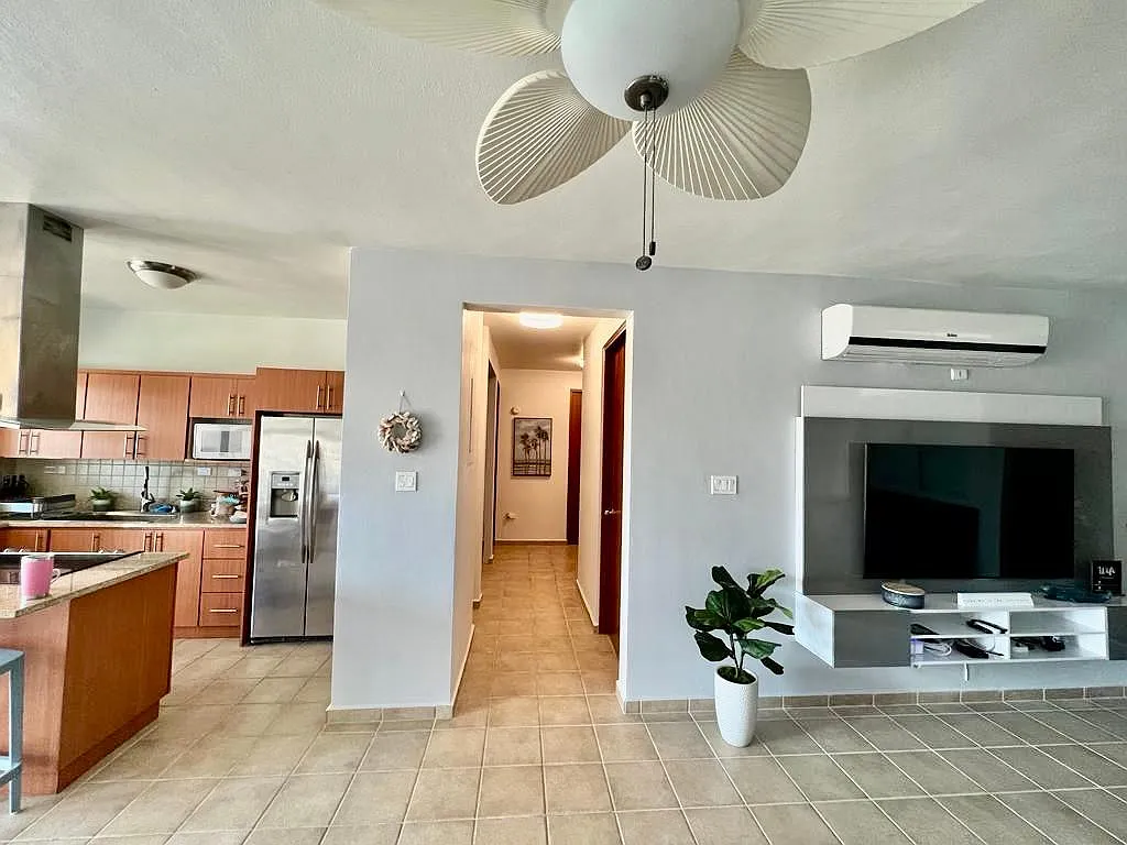 3 bed, 2.5 bath, 1638 sqft, $2,695 — Photo 4