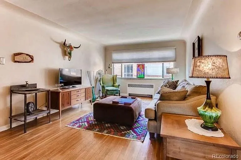 Building Photo - 1523 Ivy St #6