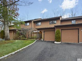 45 Northgate Cres, Melville, NY 11747