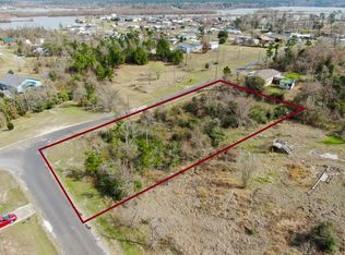 W Oak Lee Dr, Onalaska, TX 77360