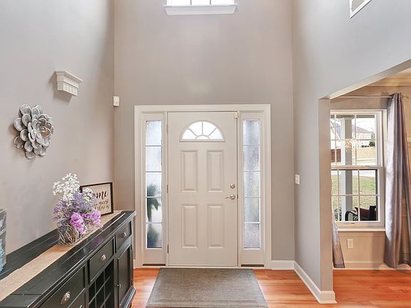 5th image of 1017 Blythwood Dr