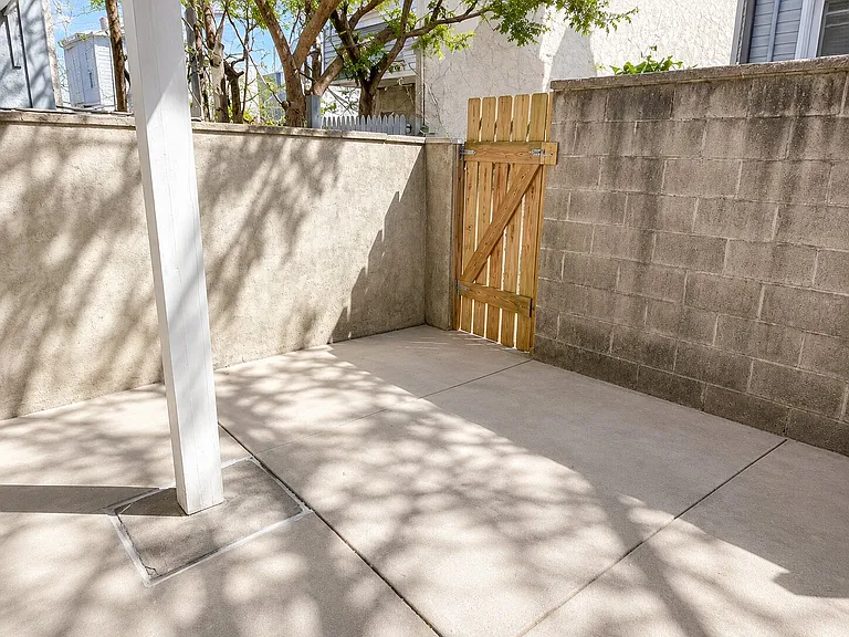 2624 Gerritt St — Photo 13