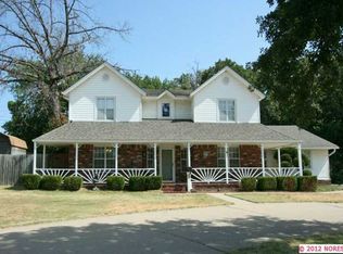 1005 E 10th St, Sand Springs, OK 74063