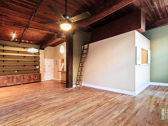 5th image of 29 Tiffany Pl APT 2H