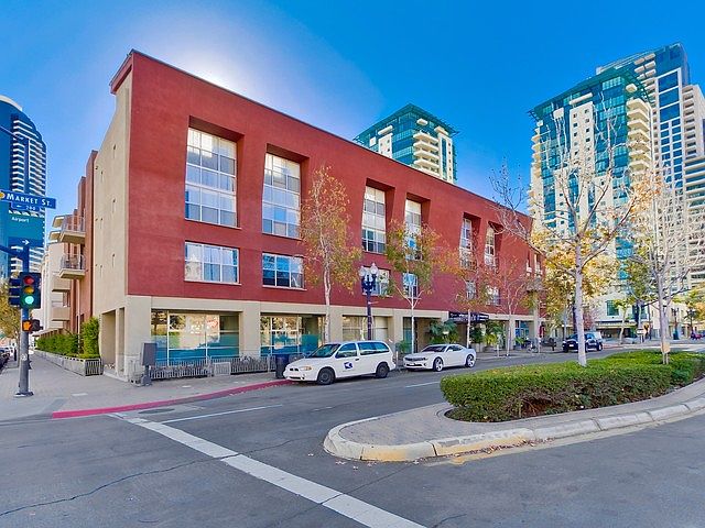 1st image of 101 Market St Unit 115
