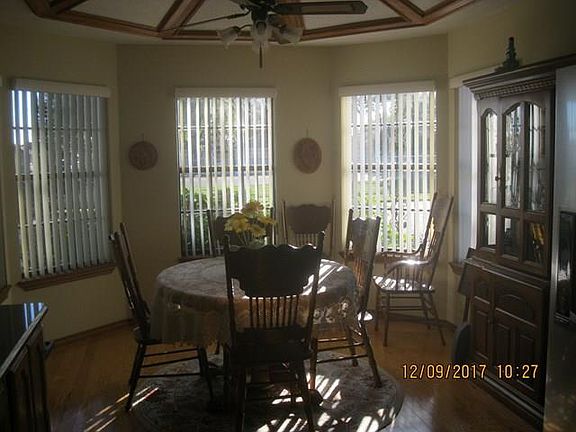 2nd image of 416 Mercury St
