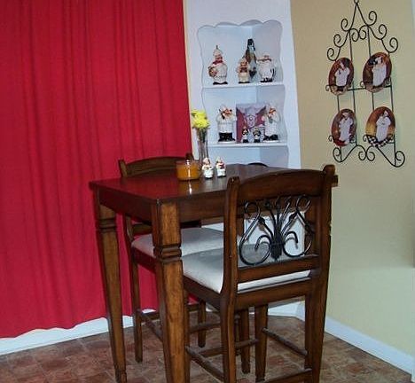 Breakfast Nook