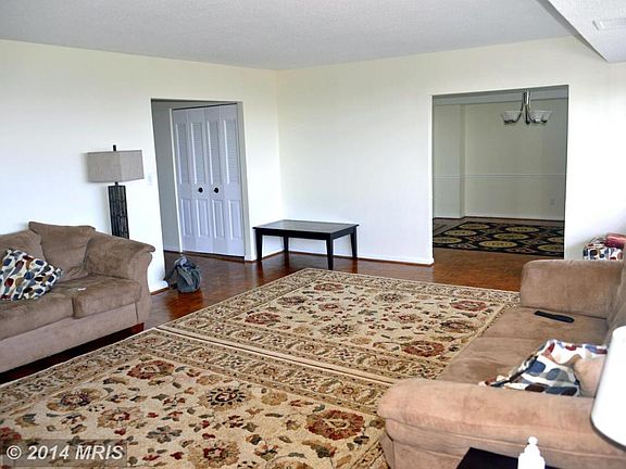 5th image of 3713 S George Mason Dr APT 1505W