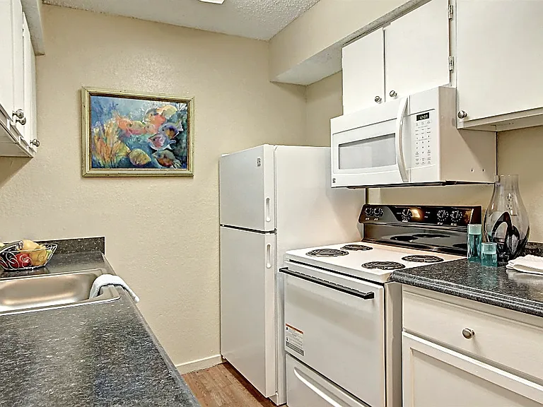 12903 E 35th Pl — Photo 10
